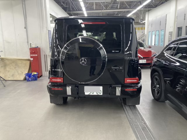 Mercedes-Benz G-Class（W463） トランクの事故ダメージ（施工後）