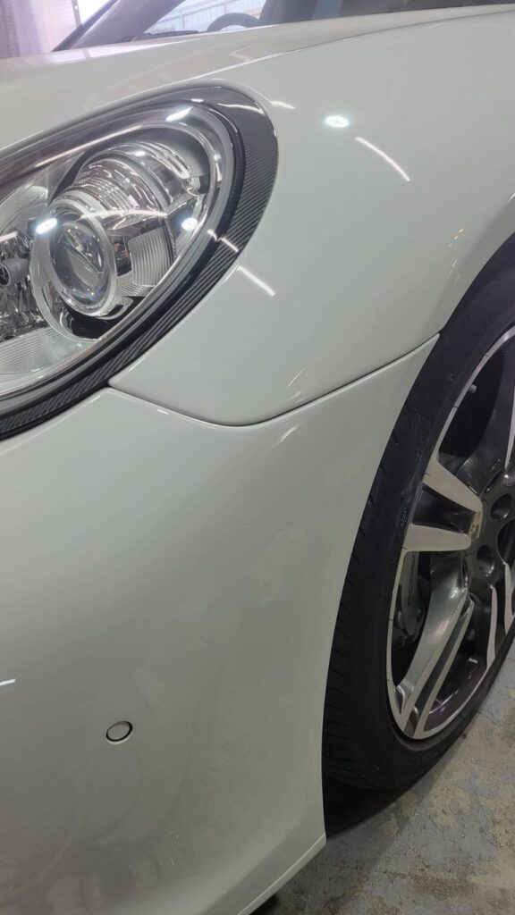 Porsche Panamera（971） フロントバンパーの擦り傷・こすり傷（施工後）