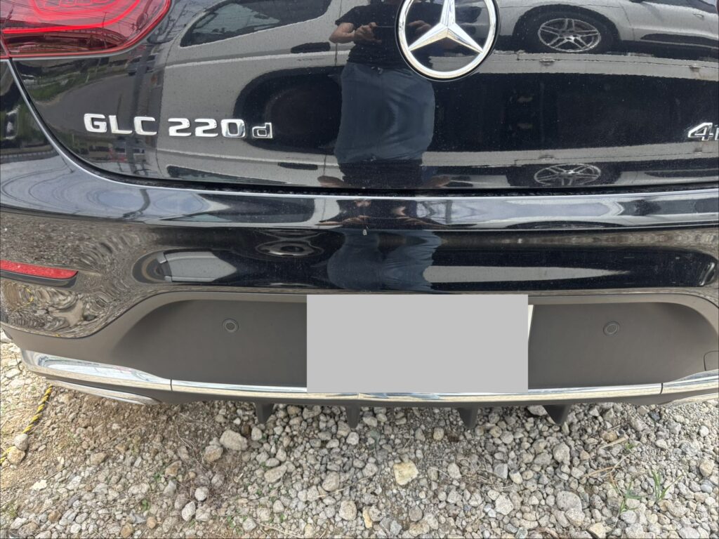 Mercedes-Benz GLC（X253） リアバンパーの事故ダメージ（施工前）