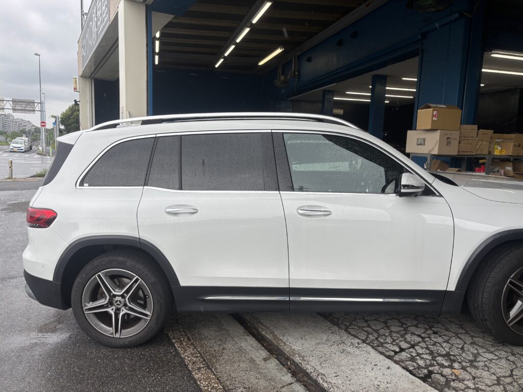 Mercedes-Benz GLB（X247） メッキモール（施工前）